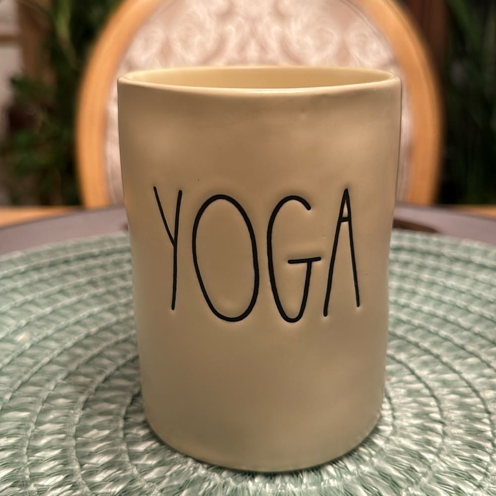 Rae Dunn Yoga Candle White Lotus lightly scented NWOT 13.2 oz. Lovely gift! 🎁